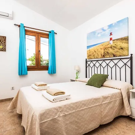 Villa Petunias Cala'N Blanes (Menorca)