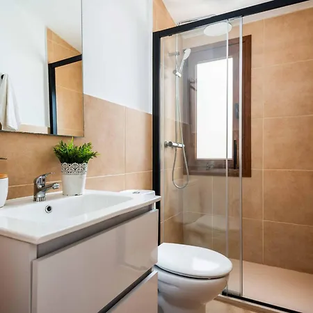 Petunias Cala'N Blanes (Menorca)