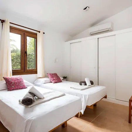 Petunias * Cala'N Blanes (Menorca)