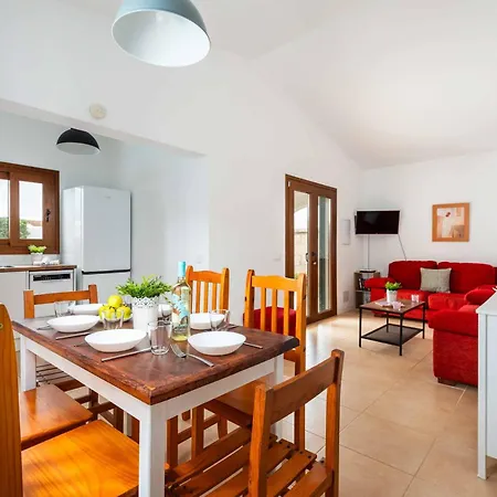 Villa Petunias Cala'N Blanes (Menorca)